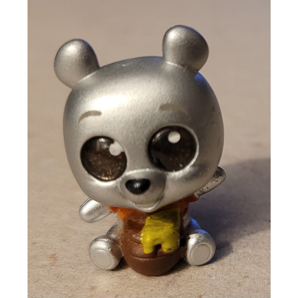Disney Doorables Series 10 Winnie The Pooh Special Edition